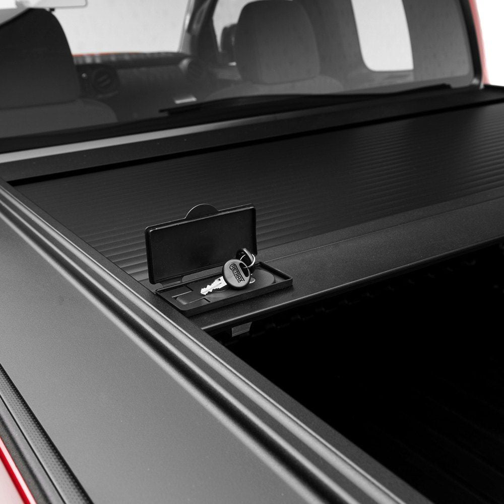 Retrax® • 60482 • RetraxONE MX • Hard Retractable Manual Tonneau Cover • Chevrolet Silverado 1500 LTD 2023