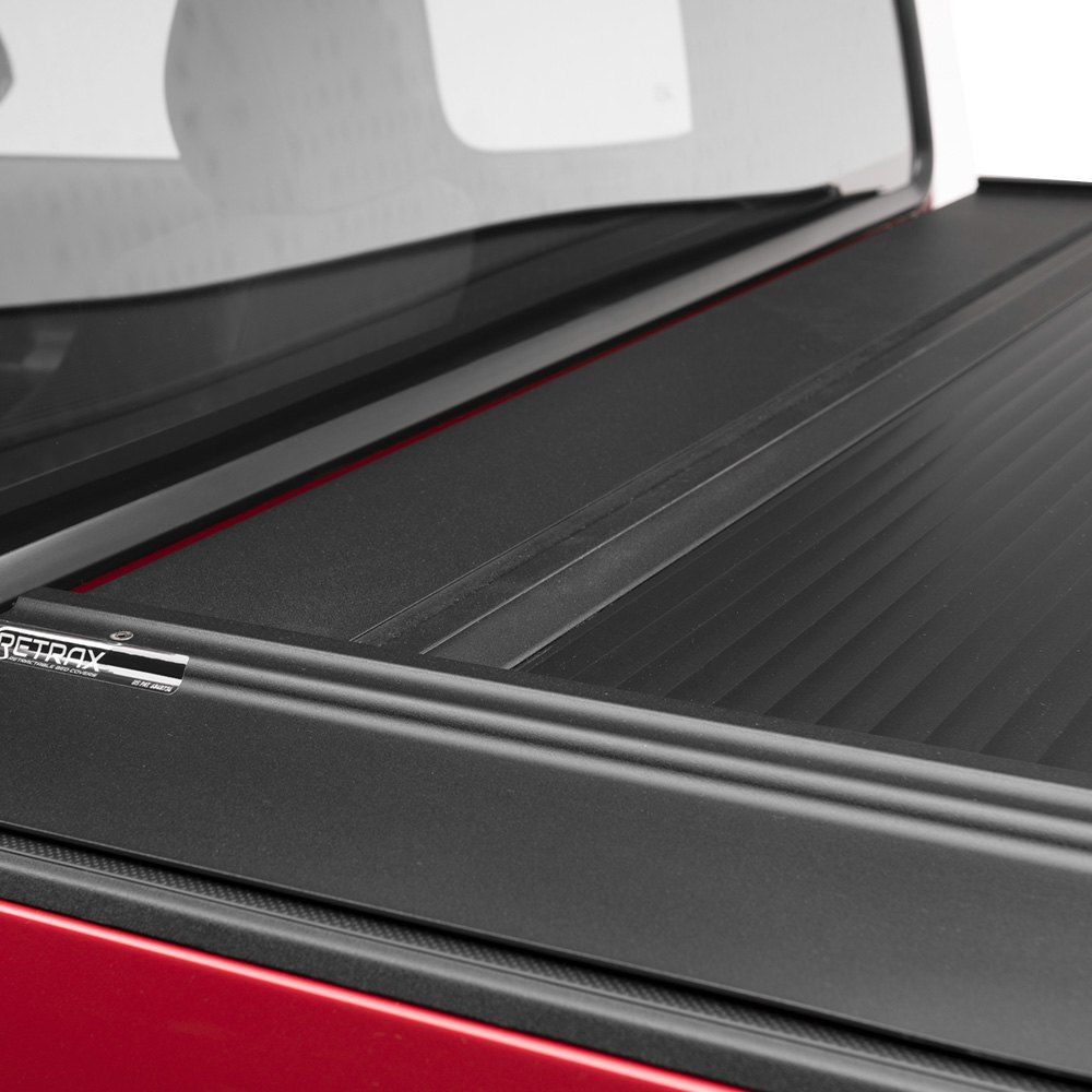 Retrax® • 60482 • RetraxONE MX • Hard Retractable Manual Tonneau Cover • Chevrolet Silverado 1500 LTD 2023